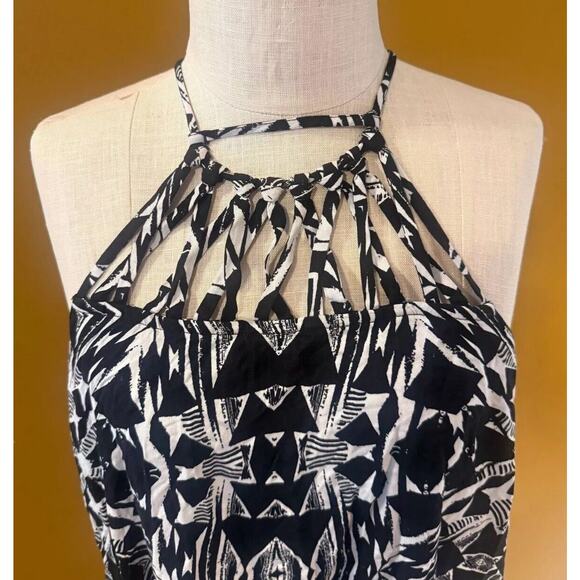 Jessica Simpson Blouse Top Womens XL Black White Geo Print Spaghetti Halter - Picture 3 of 8